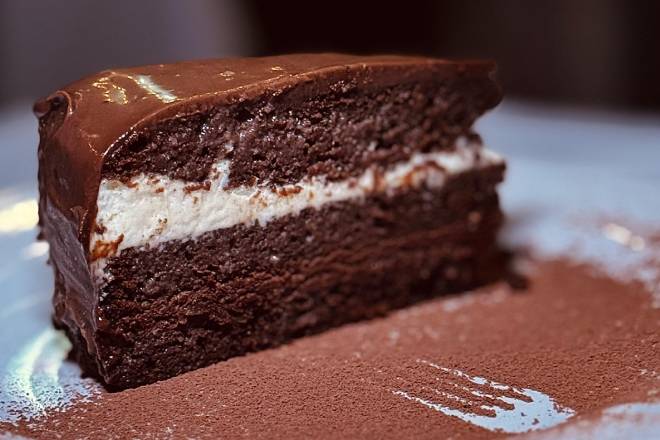 le delice de la patisserie avec ce Cake aux fruits et garlique !!